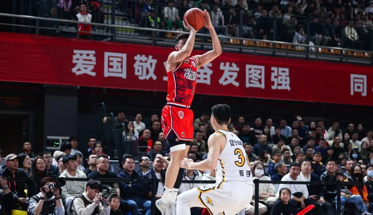 主力轮换, 罚球命中率, AA 主力轮换, 罚球命中率, AA