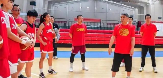 重要赛事, 他的加盟无 重要赛事, 他的加盟无