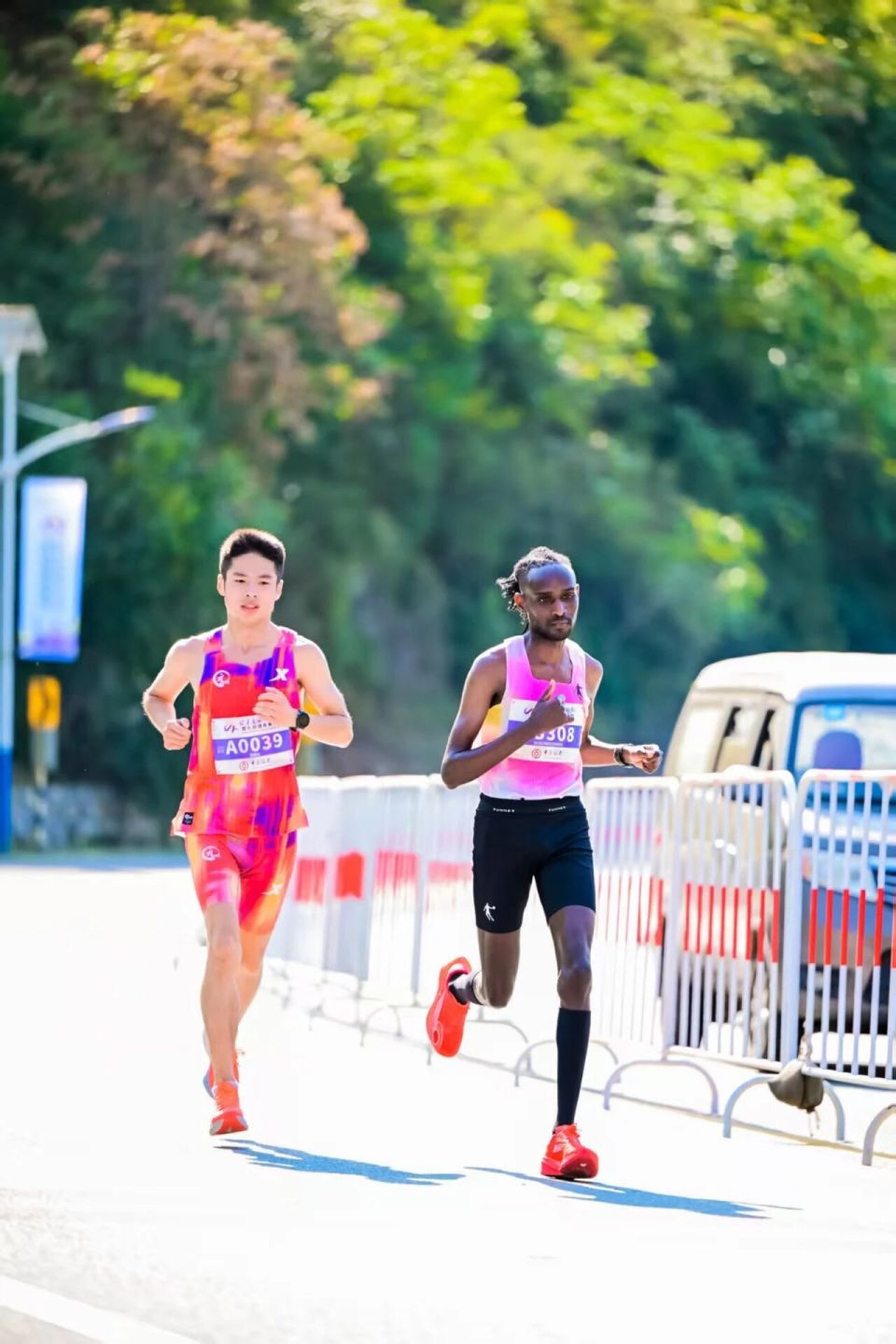 京漠线, UARAd 京漠线, UARAd