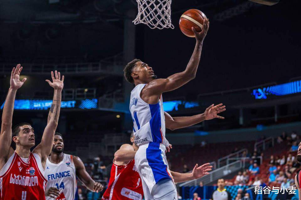 上赛季, 的整体发挥, text 上赛季, 的整体发挥, text