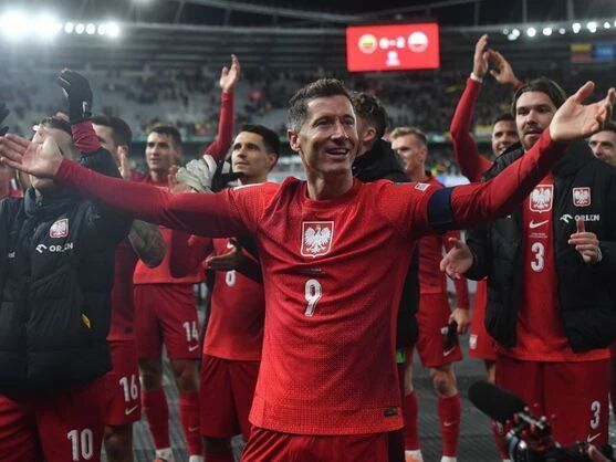 在波兰对阵, bt 在波兰对阵, bt