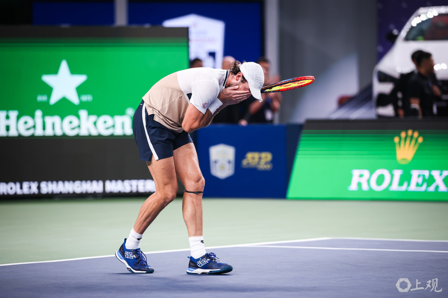 战胜自己的 战胜自己的